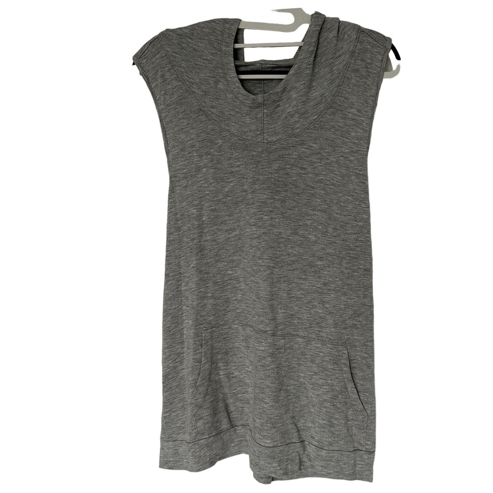 Freebird Sleeveless Open Back Hoodie Kangaroo Pocket L Gray Minimalist Athletic